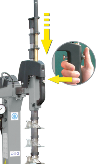 Shaft with pneumatic positioning of tool