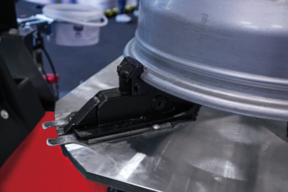 Tyre Changers TS4526 Series DI 06